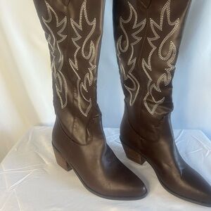 Bellini Dark Brown Embroidered Heeled Boots